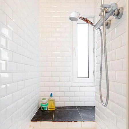 Guestready - De Charme Dans Le 10eme Arr. Apartmán